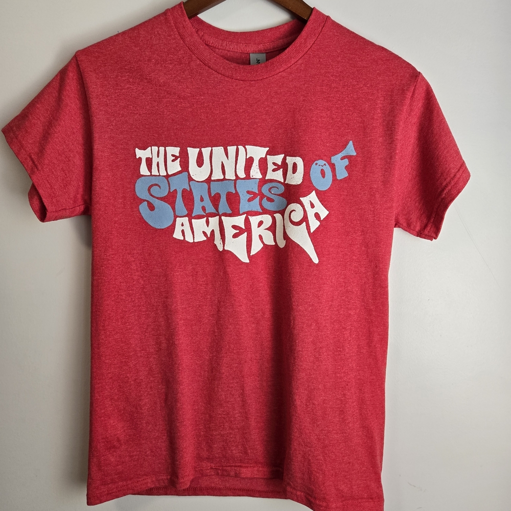 USA Red Graphic Tee - United States of America Design